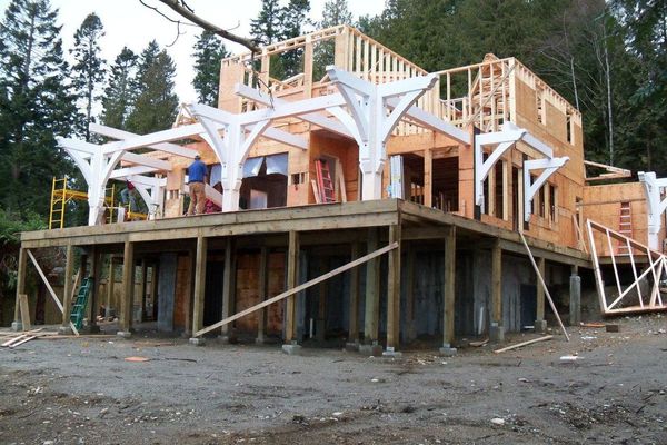 Sunshine-Coast-Cottage-British-Columbia-Canadian-Timberframes-Construction-Rear-Exterior